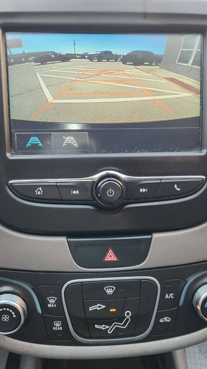 Used 2018 Chevrolet Malibu LS FWD image 14