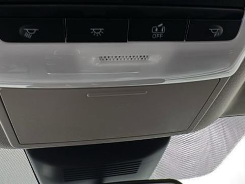 New 2025 Nissan Sentra SR w/ SR Premium Package image 28