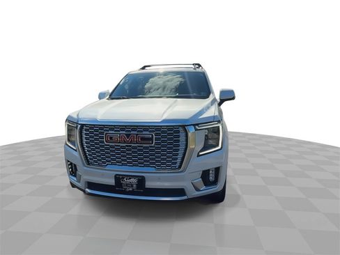 Certified 2021 GMC Yukon Denali w/ Denali Premium Package image 3