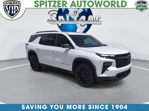 Used 2025 Chevrolet Traverse LT w/ Midnight/Sport Edition AWD/4WD image 2