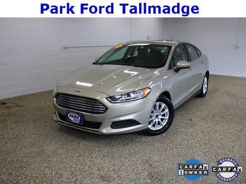 Used 2015 Ford Fusion S image 10
