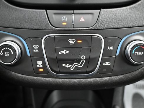 Used 2024 Chevrolet Malibu RS image 15