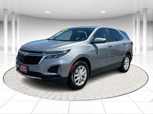Used 2024 Chevrolet Equinox LT FWD image 1