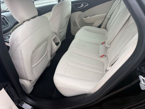 Used 2015 Chrysler 200 Limited FWD image 44