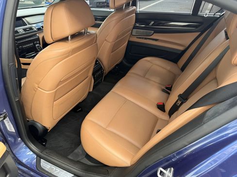 Used 2013 BMW ALPINA B7 xDrive image 16