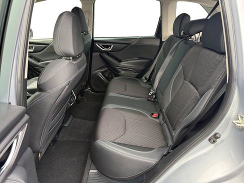 Used 2022 Subaru Forester Premium AWD/4WD image 16