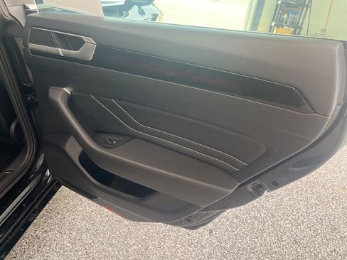 Used 2023 Volkswagen Arteon SEL image 35