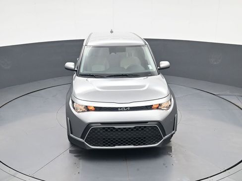 Used 2025 Kia Soul LX w/ LX Technology Package image 24