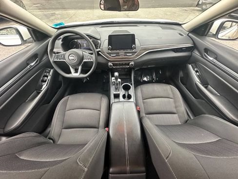 Used 2023 Nissan Altima 2.5 SV image 12