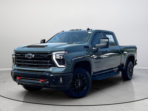 New 2026 Chevrolet Silverado 2500 LT w/ Trail Boss Package AWD/4WD image 2