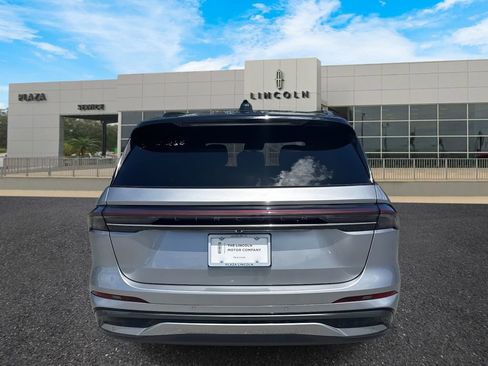 New 2025 Lincoln Nautilus Reserve w/ Jet Appearance Package image 4