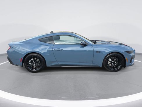 Used 2025 Ford Mustang GT image 4