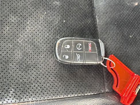 Used 2018 Dodge Durango GT image 13