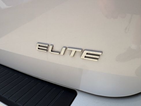 Used 2024 Honda Odyssey Elite image 37