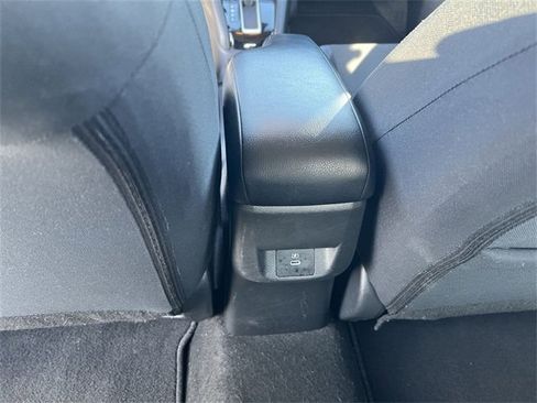 Used 2023 Nissan Versa SV image 18