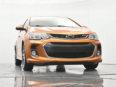 Used 2018 Chevrolet Sonic LT FWD image 37