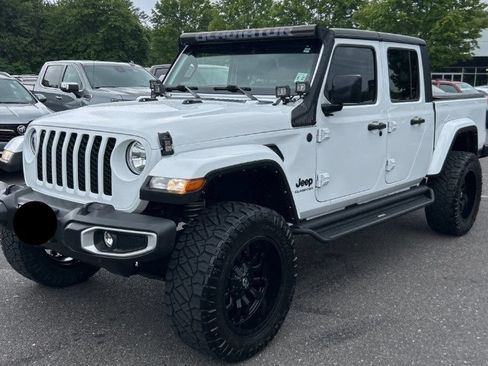 Used 2022 Jeep Gladiator Sport AWD/4WD image 2