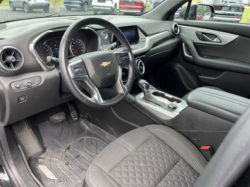 Used 2019 Chevrolet Blazer LT image 10
