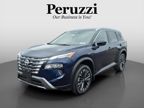 Certified 2025 Nissan Rogue SL w/ Tech Package AWD/4WD image 8