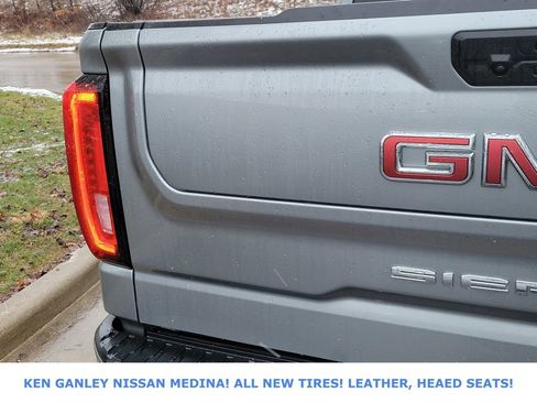 Used 2025 GMC Sierra 1500 SLT image 18