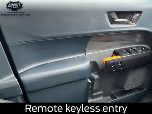 New 2025 Ford Maverick Tremor image 34