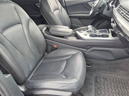 Used 2019 Audi Q7 2.0T Premium Plus w/ Premium Plus Package AWD/4WD image 21