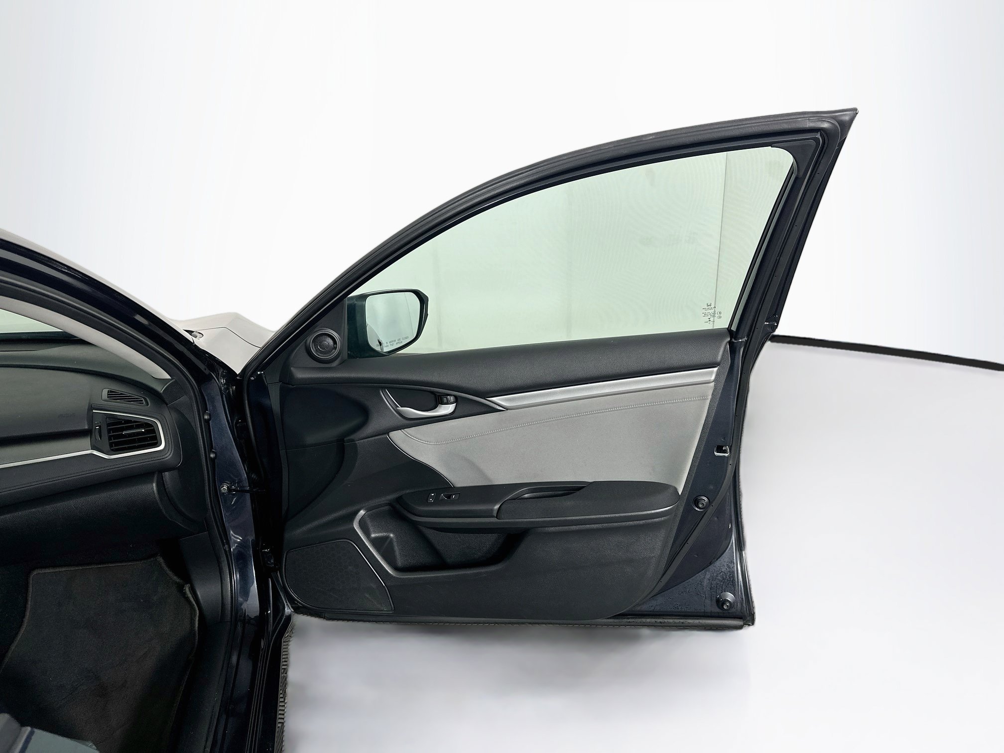 Used 2018 Honda Civic EX image 31