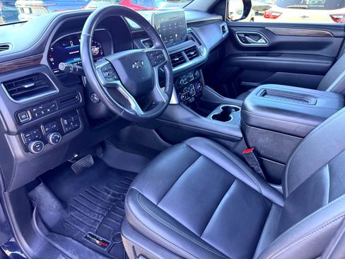 Used 2022 Chevrolet Suburban Z71 w/ Z71 Off-Road Package image 11