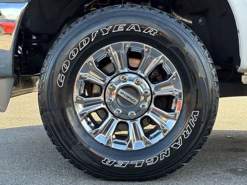 Used 2015 Ford F250 XL w/ Power Equipment Group image 13