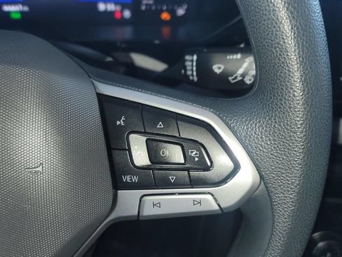 Used 2022 Volkswagen Taos S FWD image 16