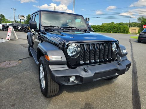 Used 2021 Jeep Wrangler Unlimited Sport image 20