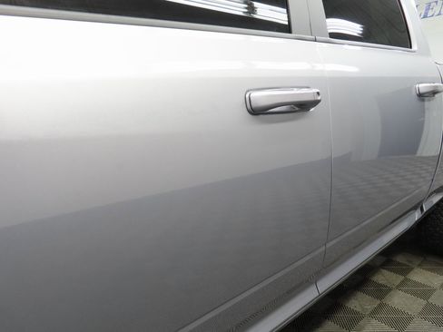 Used 2024 RAM 2500 Big Horn w/ Night Edition image 38