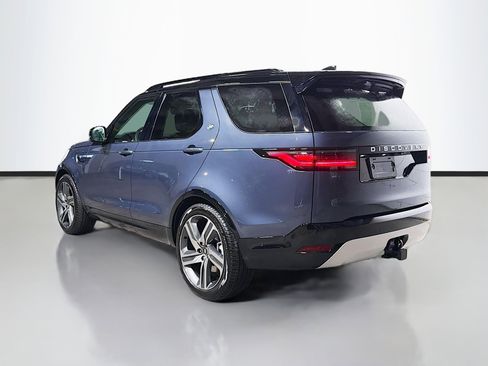 New 2026 Land Rover Discovery Limited Edition image 3