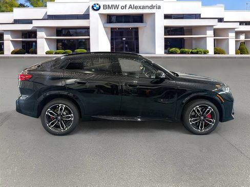 New 2026 BMW X2 xDrive28i w/ Technology Package AWD/4WD image 4