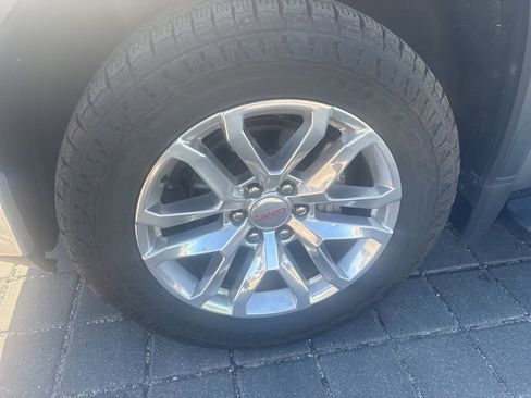 Used 2020 GMC Sierra 1500 SLT w/ SLT Premium Plus Package image 9