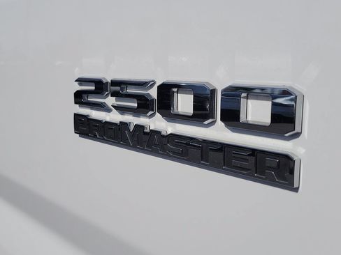 Used 2025 RAM ProMaster 2500 w/ Convenience Group FWD image 25