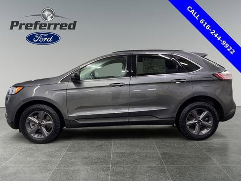 Used 2022 Ford Edge SEL w/ Sport Appearance Package image 11