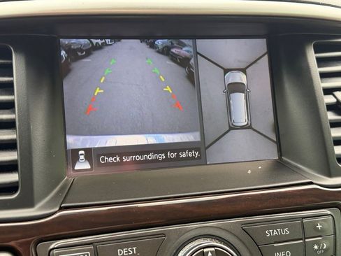 Used 2016 Nissan Pathfinder Platinum AWD/4WD image 23