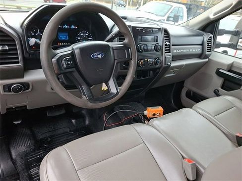 Used 2019 Ford F450 XL w/ Snow Plow Prep Package image 16