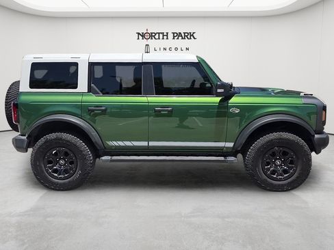 Used 2022 Ford Bronco Wildtrak AWD/4WD image 6