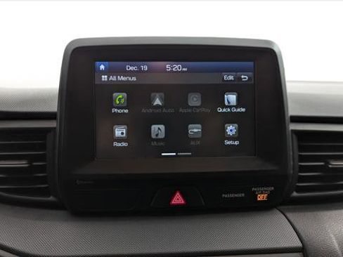 Used 2020 Hyundai Veloster 2.0 image 24