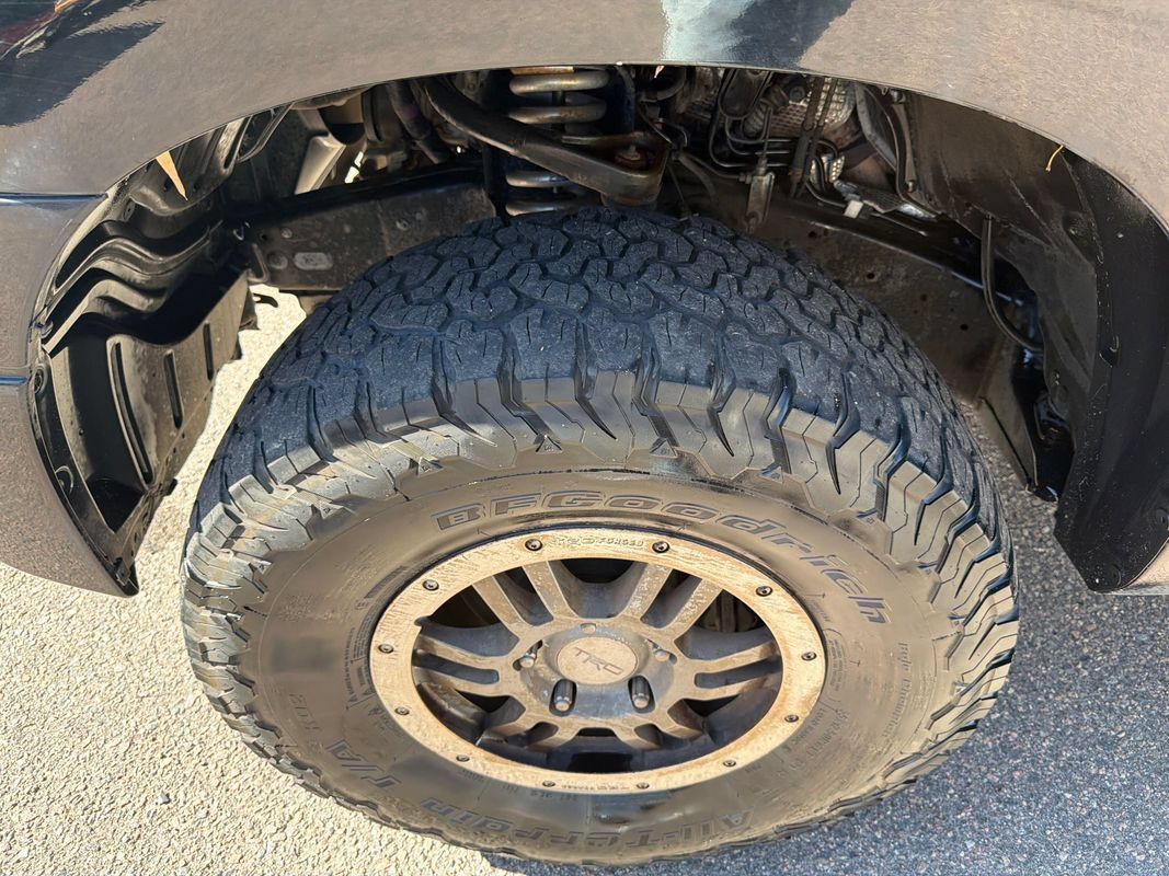 Used 2011 Toyota Tundra 4x4 CrewMax image 21