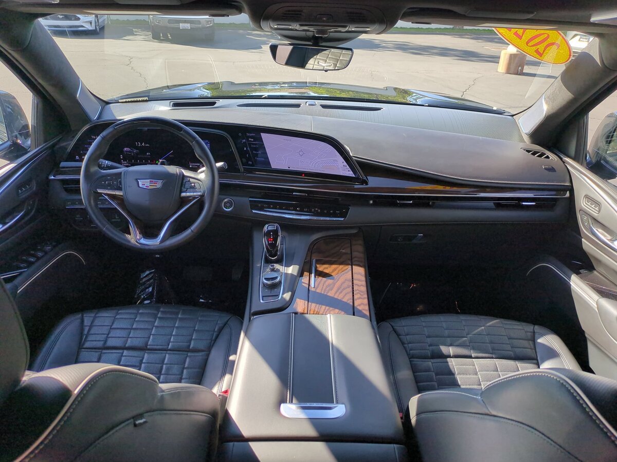 Used 2022 Cadillac Escalade Sport Platinum w/ Heavy-Duty Trailer Package AWD/4WD image 25