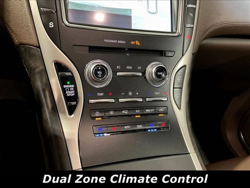Used 2018 Lincoln MKX Reserve w/ Driver Assistance Package FWD image 15
