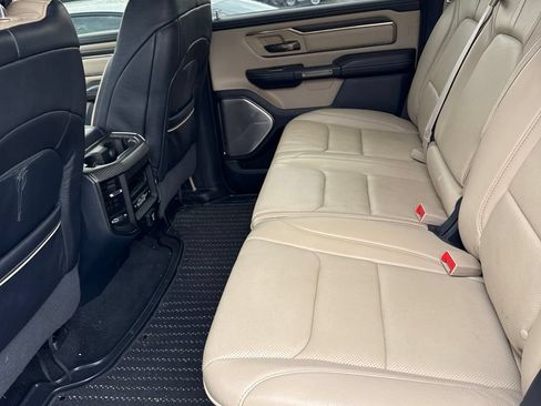 Used 2019 RAM 1500 Limited AWD/4WD image 2