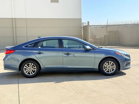 Used 2016 Hyundai Sonata SE image 4