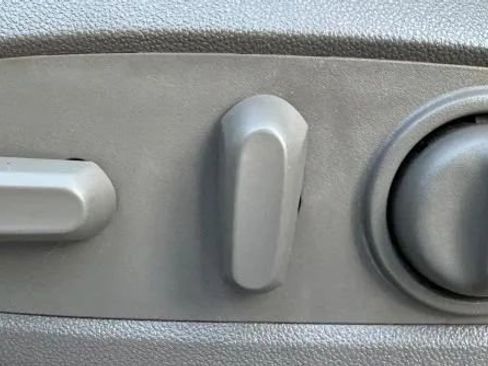 Used 2018 Chevrolet Traverse Premier w/ Driver Confidence II Package image 46