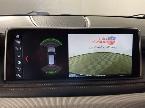 Used 2018 BMW X5 M image 23