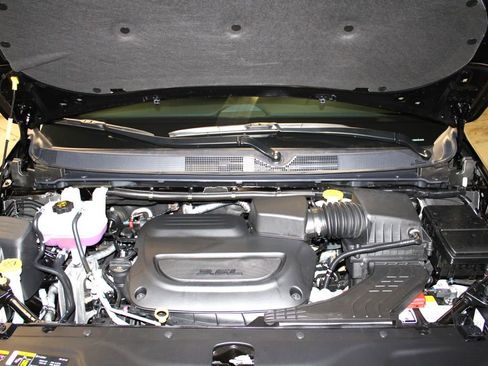 New 2026 Chrysler Pacifica Select w/ S Appearance Package image 36