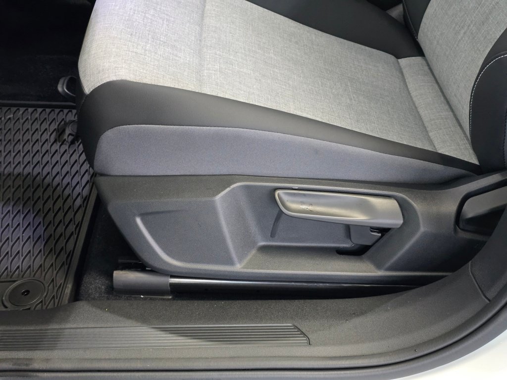 New 2026 Volkswagen ID.4 Pro AWD/4WD image 18